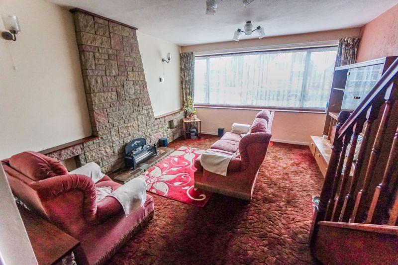 Osprey Drive, Dudley 2 bed semidetached house £150,000