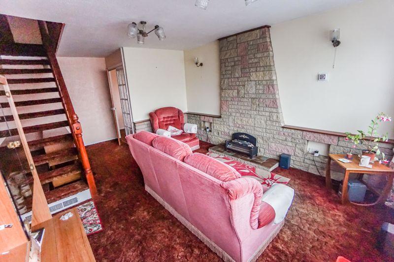 Osprey Drive, Dudley 2 bed semidetached house £150,000