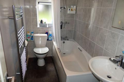 19 Cranbourne Grove, Birmingham, B44 0BY