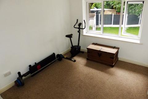 19 Cranbourne Grove, Birmingham, B44 0BY