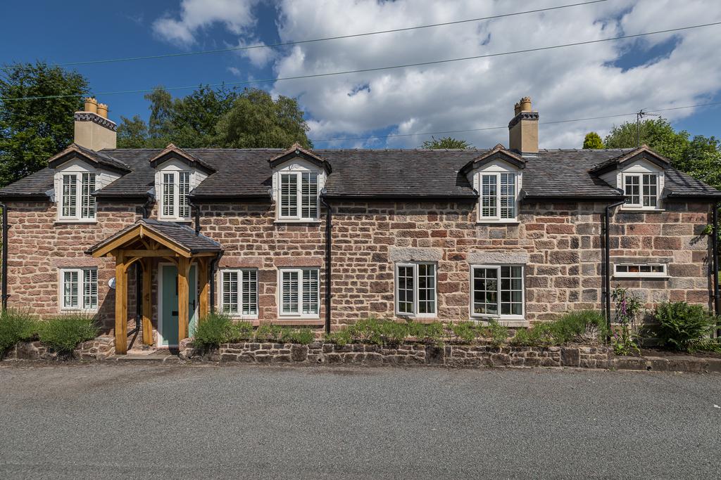 Whiston Eaves Lane, Staffordshire Moorlands, STAFFS, ST10 3 bed