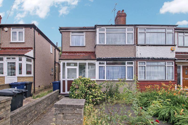 Wood End Gardens, Northolt 3 bed terraced house £480,000