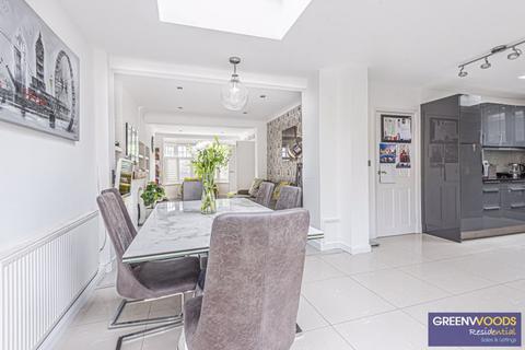 9 Aragon Road, Kingston Upon Thames, KT2 5QA