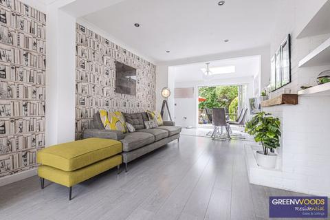9 Aragon Road, Kingston Upon Thames, KT2 5QA