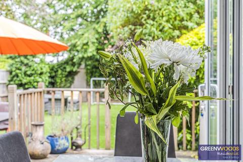 9 Aragon Road, Kingston Upon Thames, KT2 5QA