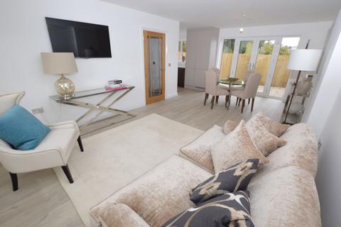 3 bedroom end of terrace house to rent, 3 Bedroom House with Parking, Birling Road, Tunbridge Wells