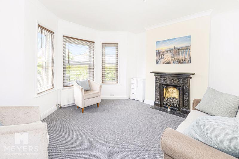 Stewart Road, Charminster, BH8 2 bed semidetached house £280,000