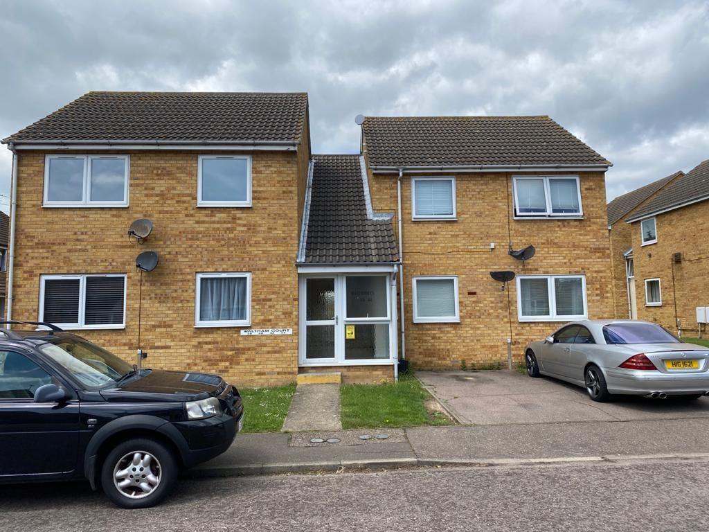 Waltham Court, Ferndale Close, ClactononSea 1 bed flat £600 pcm (£