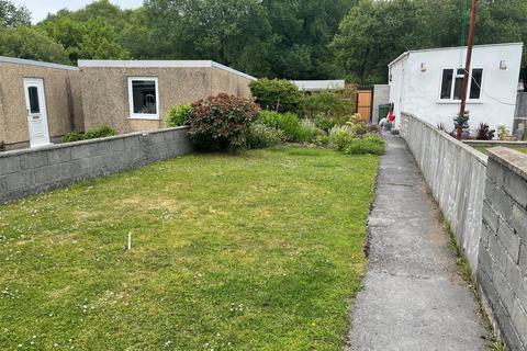 21 Heol Morlais, Trimsaran, Kidwelly, SA17 4DF