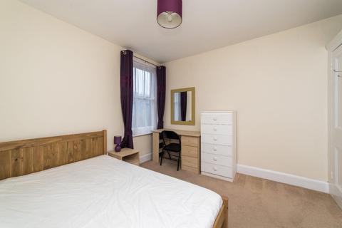 25 Albert Road, Canterbury, CT1 1UJ