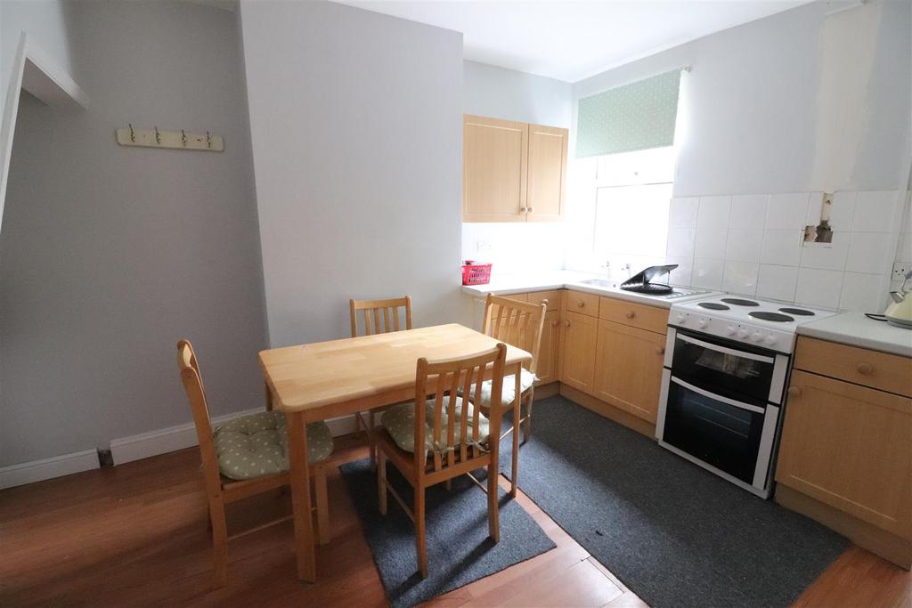 Vincent Road, Norwich 3 bed house £795 pcm (£183 pw)