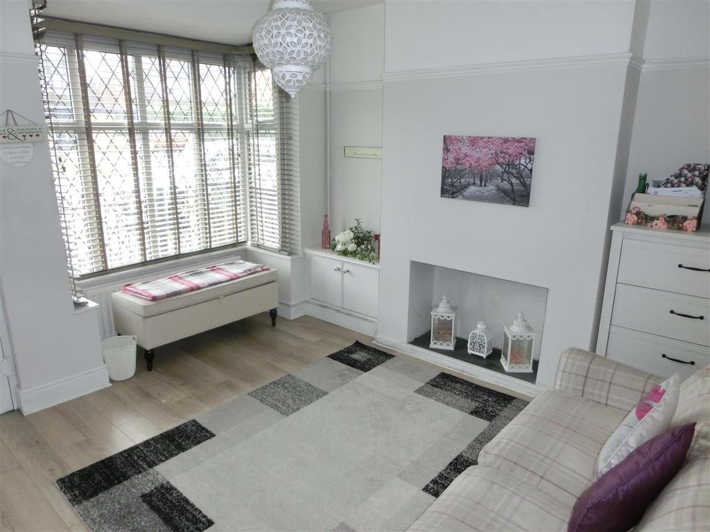 Alcester Road 303 Sitting Room.jpg