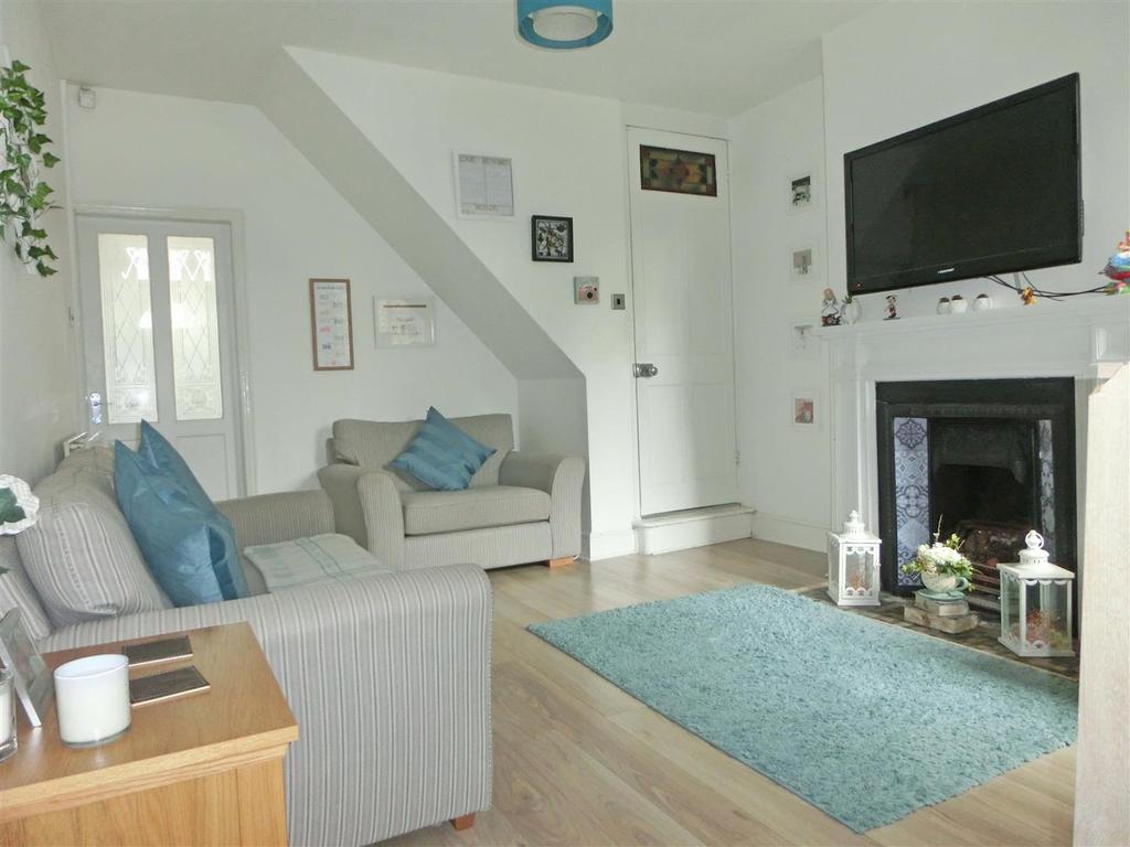 Alcester Road 303 Lounge2.jpg