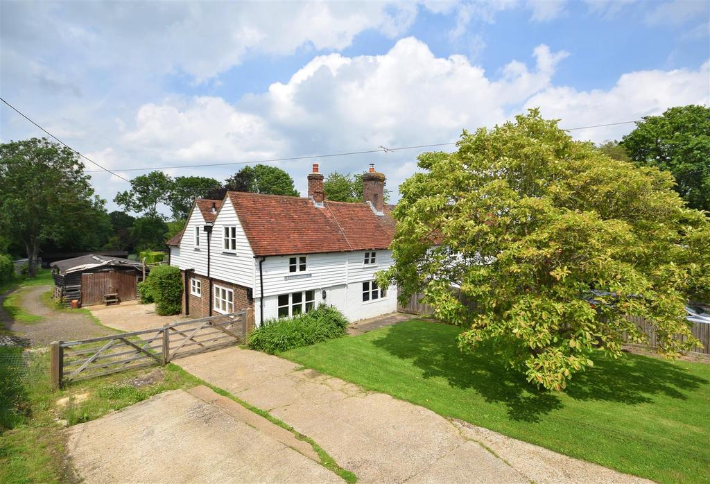 Mill Corner, Northiam 4 bed end of terrace house £595,000