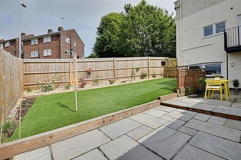 Flat 4, Old Wesleyan Chapel Chapel Path, Bexhill-on-sea, TN40 2AA