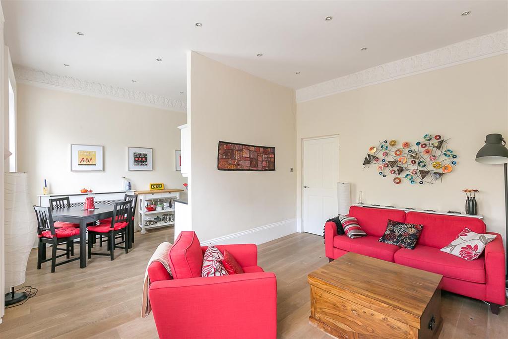 St Thomas' Terrace, City Centre... 3 bed £275,000