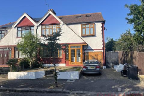 6 bedroom detached house for sale, ILFORD IG1