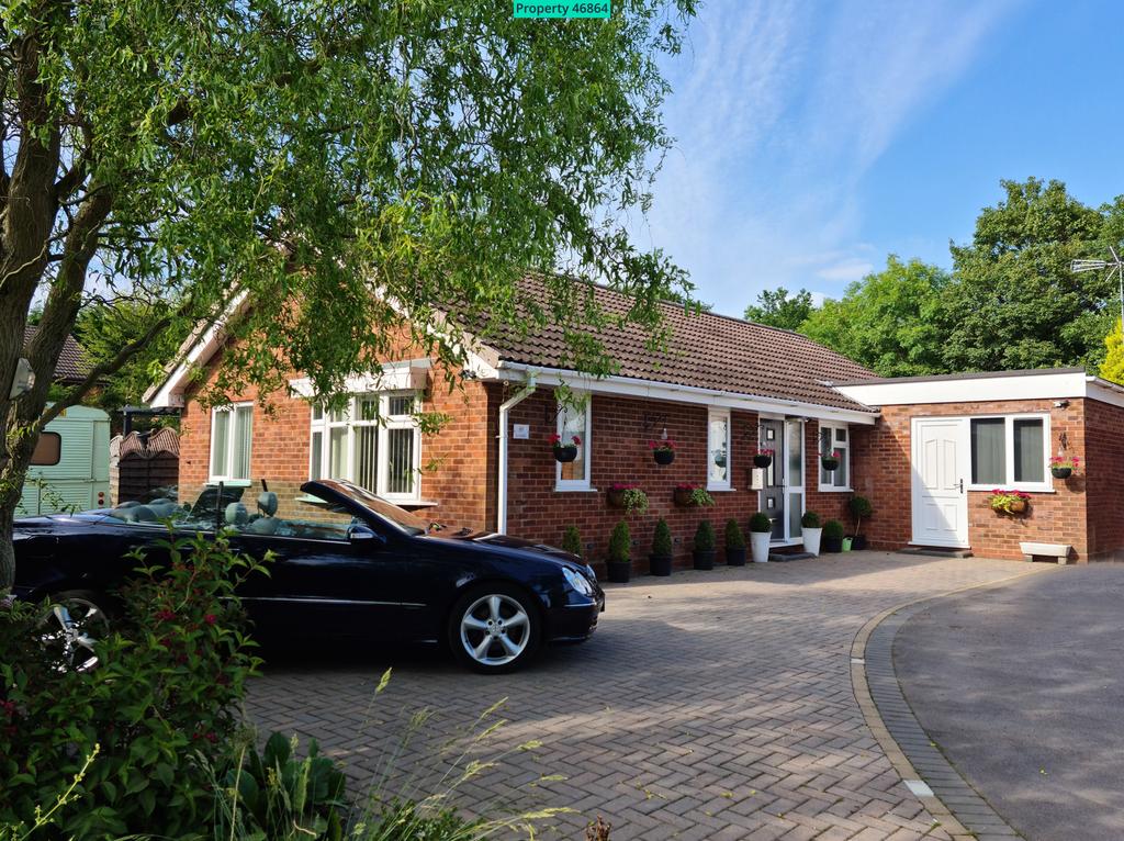 Illshaw Close, Redditch, B98 3 bed bungalow £379,950