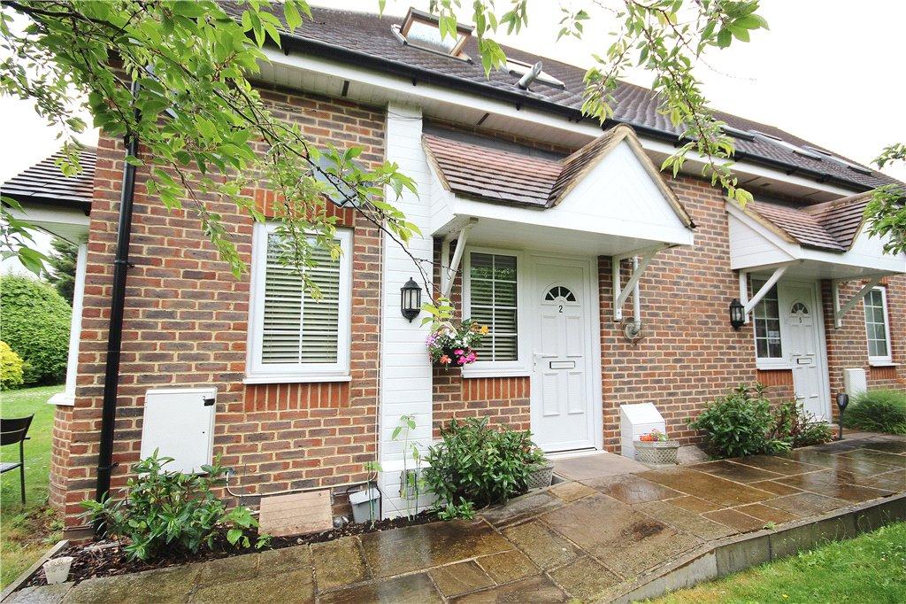 Upper Halliford Road, Shepperton, TW17 1 bed apartment for sale £230,000
