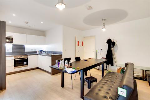 2 bedroom apartment for sale, Copenhagen Court, Pell Street, SE8