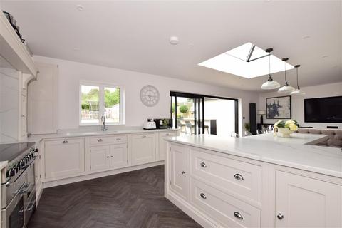 12 Epping Road, Toot Hill, Ongar, CM5 9SQ
