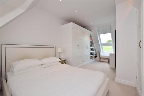 12 Epping Road, Toot Hill, Ongar, CM5 9SQ