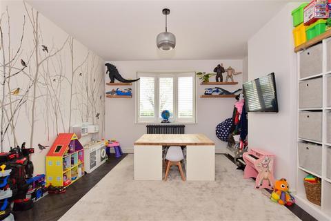 12 Epping Road, Toot Hill, Ongar, CM5 9SQ