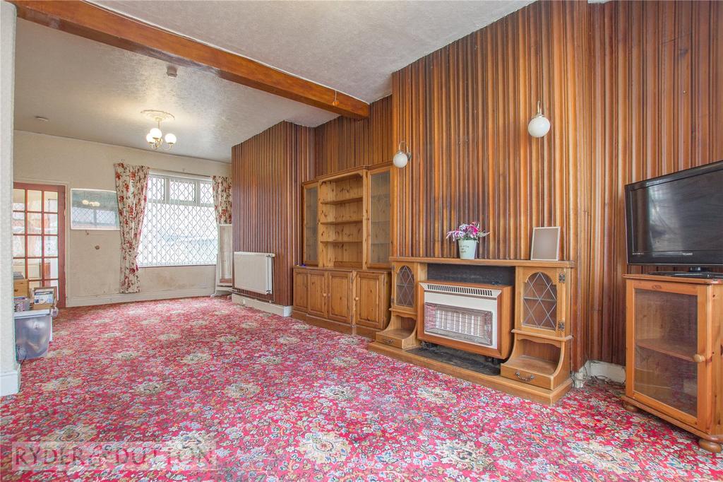 Lounge/Dining Room