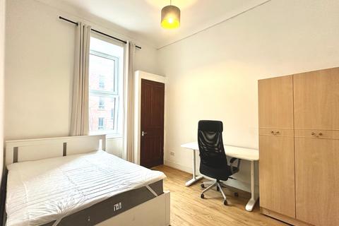 4 bedroom flat to rent, Argyle Street HMO, Finnieston, Glasgow, G3