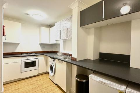 4 bedroom flat to rent, Argyle Street HMO, Finnieston, Glasgow, G3