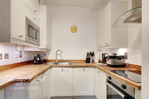 1 bedroom flat to rent, Manilla Street, E14