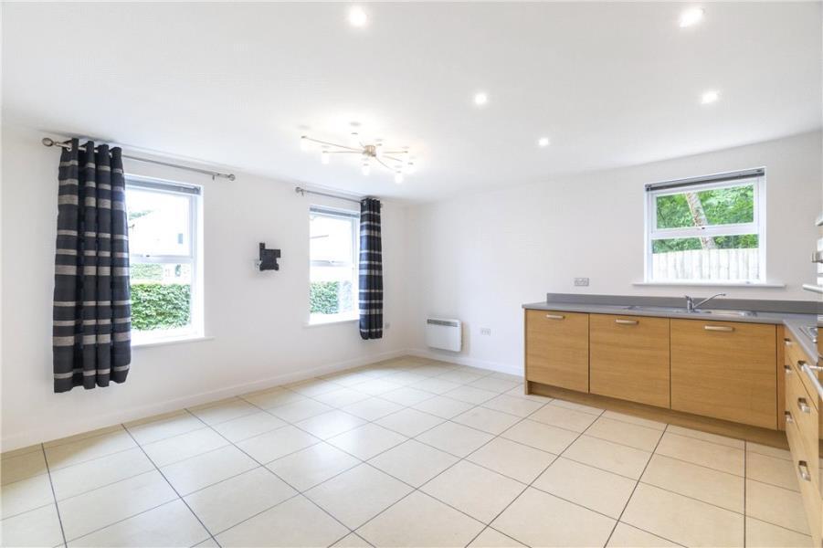 MILL LODGE, MILL FOLD ADDINGHAM LS29 0SY 2 bed flat £650 pcm (£150 pw)