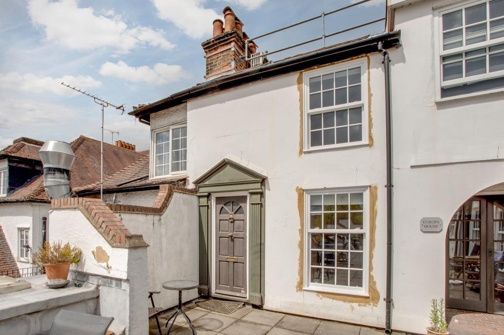 Europa House, 11 Marsham Way, Gerrards Cross, Buckinghamshire 1 bed