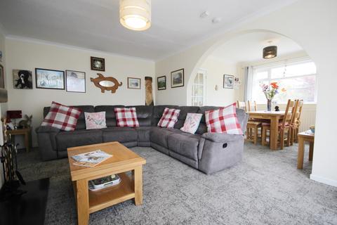 4 Bankside, Weaverham, Northwich, CW8 3HS