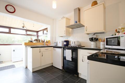 4 Bankside, Weaverham, Northwich, CW8 3HS