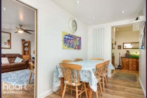 31 Brecon Chase, Minster On Sea, Sheerness, ME12 2HX