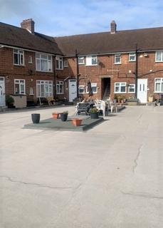 2 bedroom flat to rent, Oakdale Avenue, Northwood Hills HA6