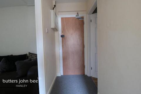 1 bedroom flat to rent, High Street, Stoke-on-trent