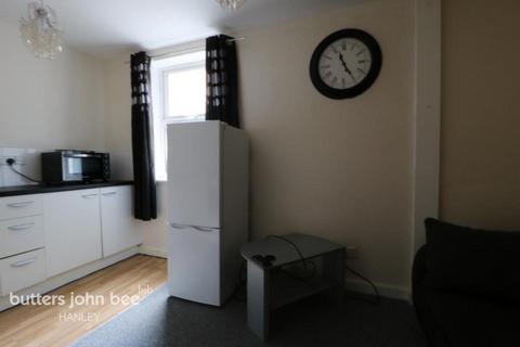 1 bedroom flat to rent, High Street, Stoke-on-trent