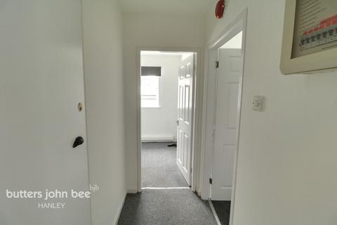 1 bedroom flat to rent, High Street, Stoke-on-trent