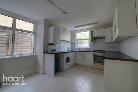 16 Elmsdale Road, London, E17 6PW