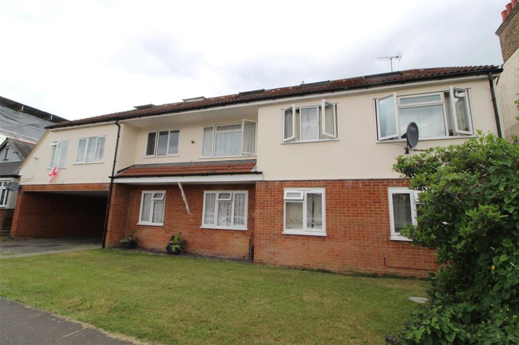 Cumberland Avenue, SouthendonSea, SS2 1 bed apartment £115,000