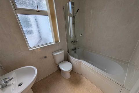 1 bedroom apartment to rent, Highfield Road, South Shore, Blackpool