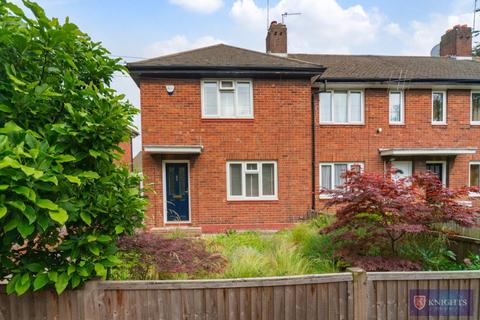 82 Scotland Green, London, N17 9TU