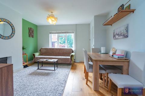 82 Scotland Green, London, N17 9TU