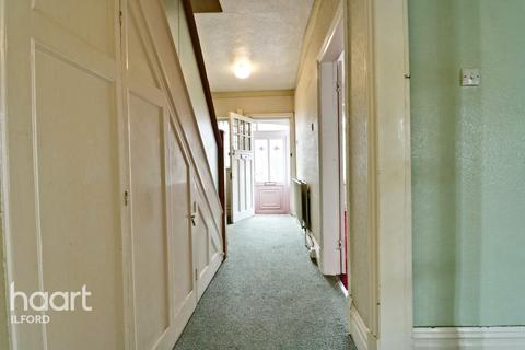 47 Thurlestone Avenue, Ilford, IG3 9DX