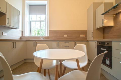 undefined, Bank Street, Hillhead, Glasgow, G12