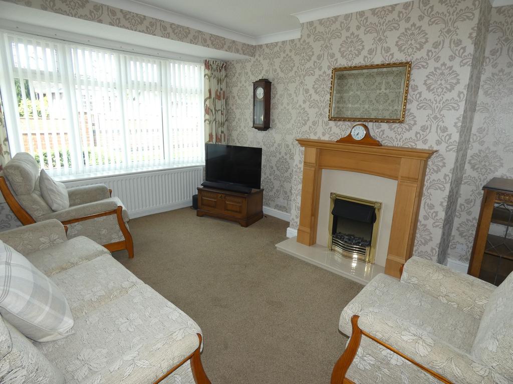Mill Crescent, ., Hebburn, Tyne and Wear, NE31 1UQ 3 bed semidetached