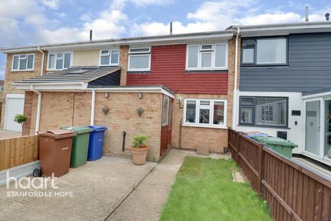 3 Howell Road, Corringham, Stanford-le-hope, SS17 8JL