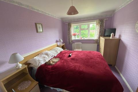 25 Bracken Bank, Ascot, SL5 8HW